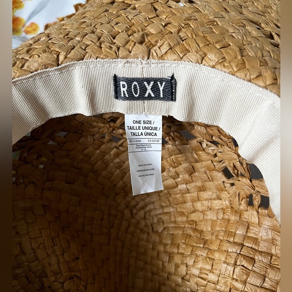 roxy sunhat with shell decal - Picture 2 of 3